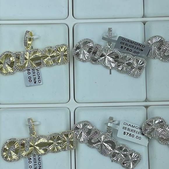 REAL DIAMOND Queen custom made pendant charm .83ct best gift appraisal included - Picture 3 of 8